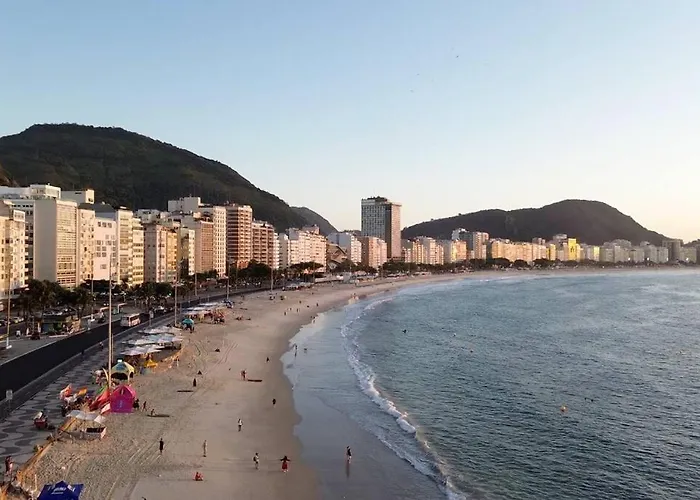 Princesa Do Mar Copanema 50M Da Praia X Ipanema